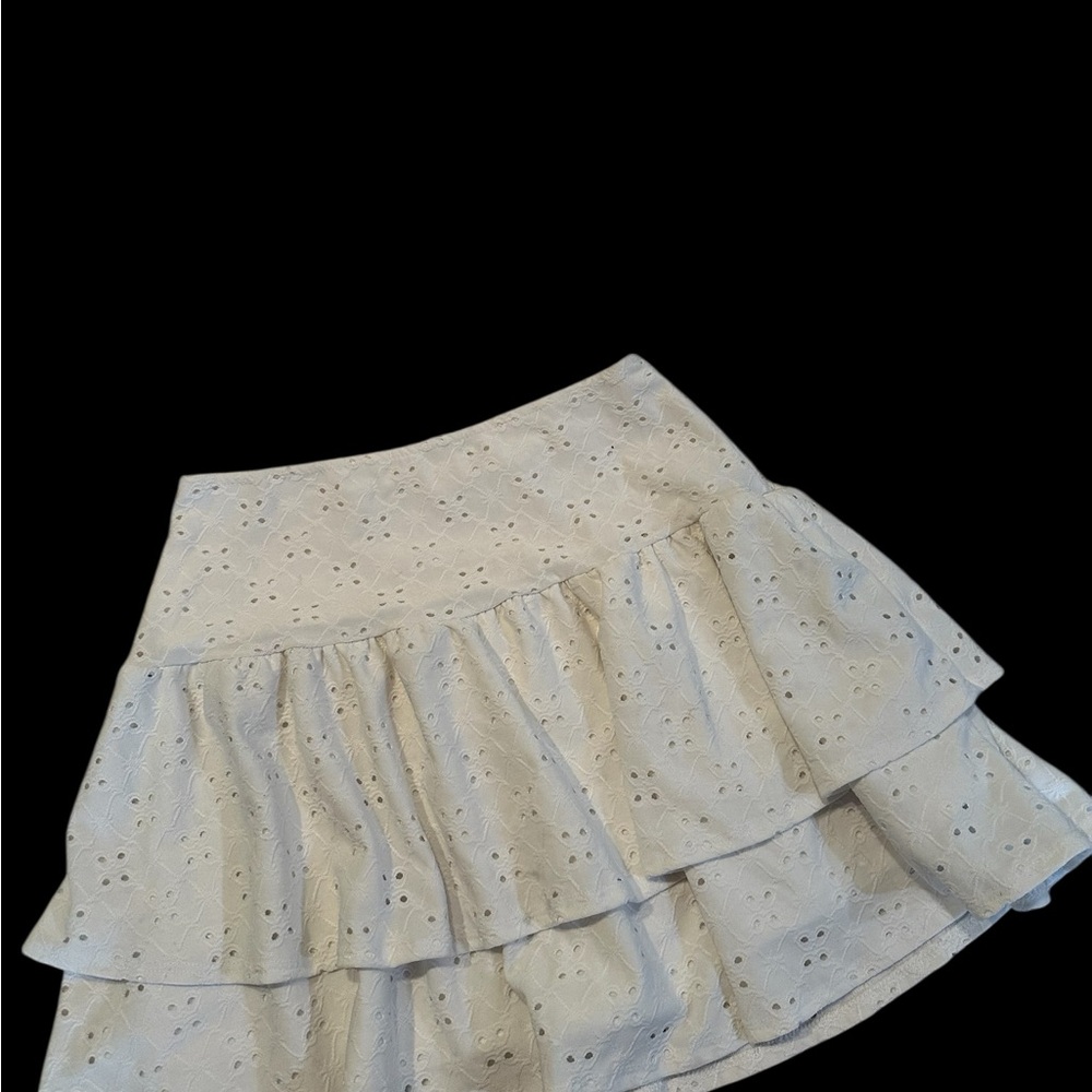 Sadie & Sage White Eyelet Tiered Skirt